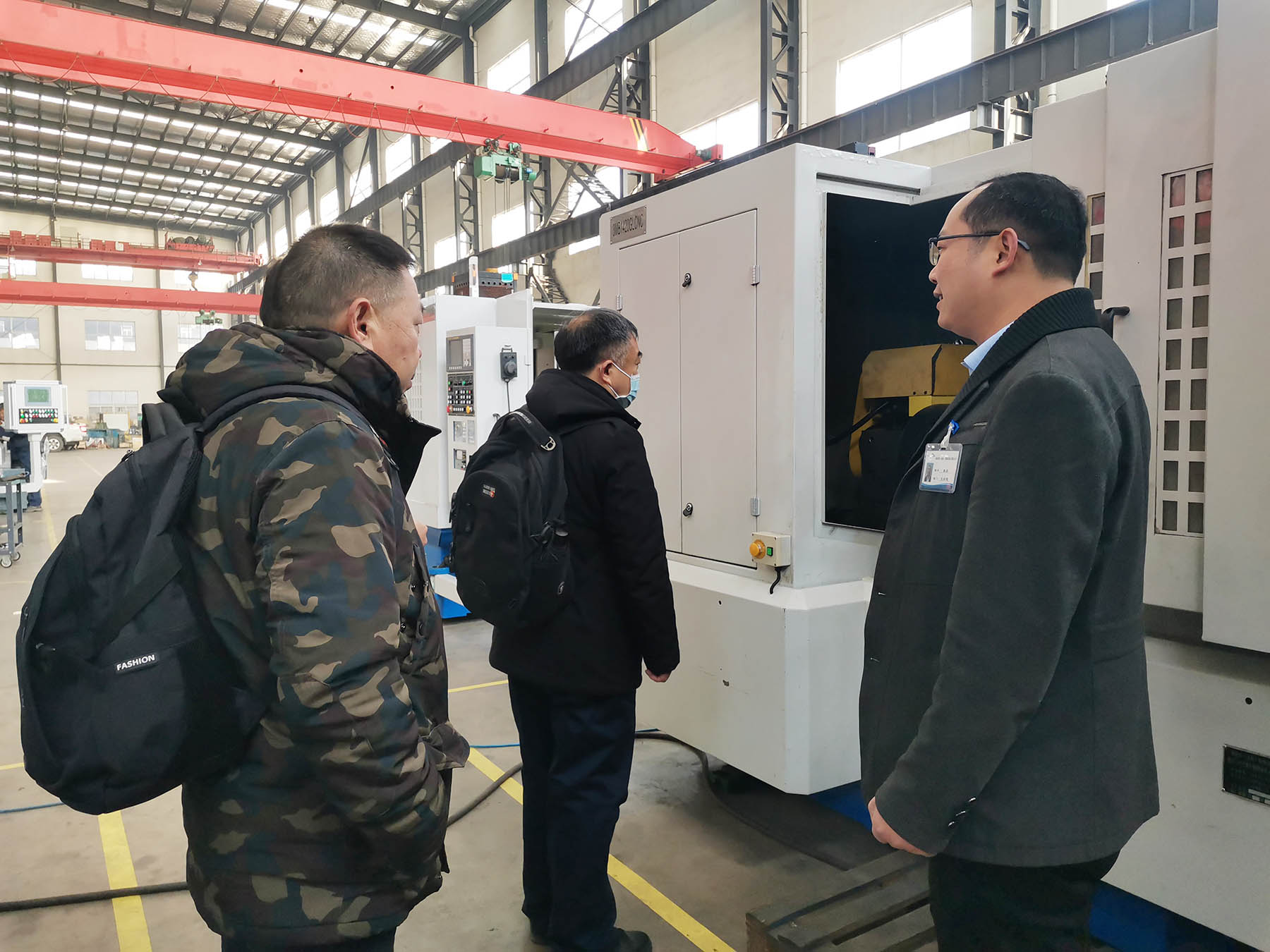 襄陽某軍工企業(yè)一行考察指導(dǎo)